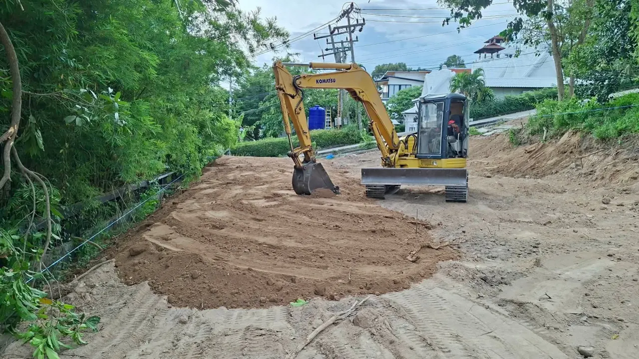 Leveling the plot after the fill was spread