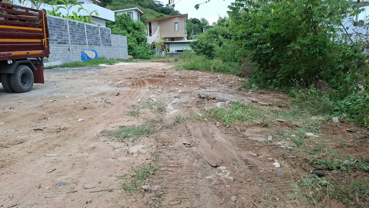 Completed project: Waste clearance and removal from a plot in Plai Laem, Plai Laem, Koh Samui